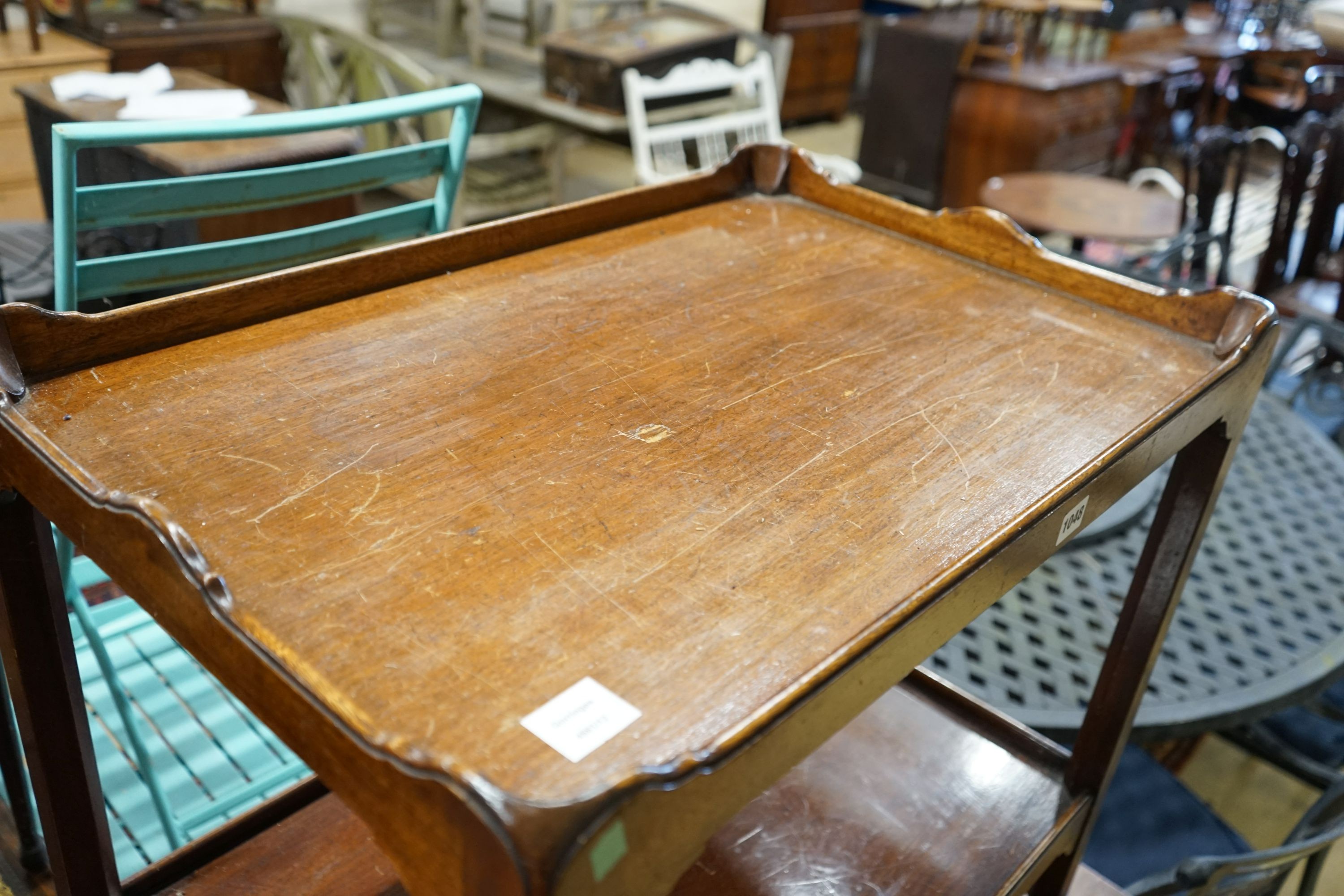 A late Victorian mahogany kneehole desk, length 107cm, height 80cm